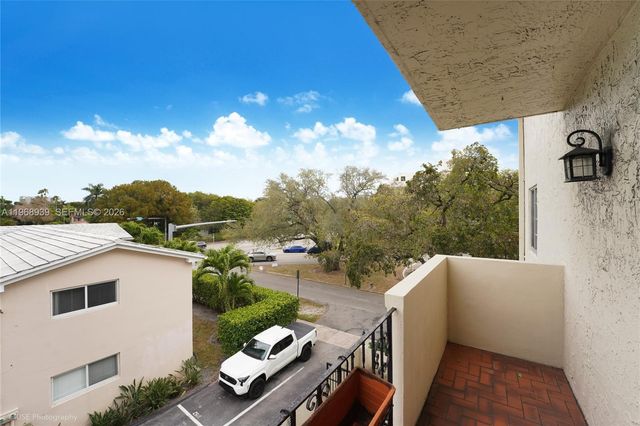 411 Anastasia Ave 303, Coral Gables, FL 33134