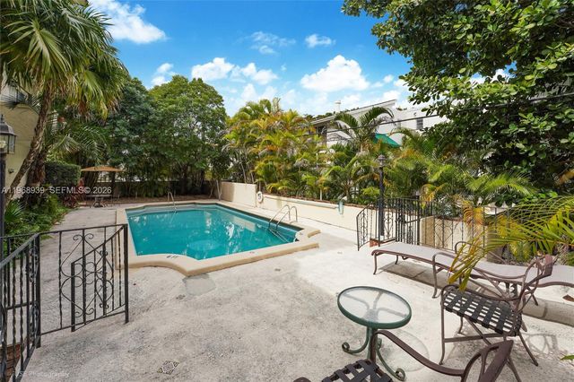411 Anastasia Ave 303, Coral Gables, FL 33134
