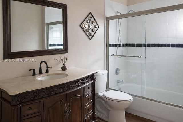 7645 NW 19th Ct 1, Pembroke Pines, FL 33024