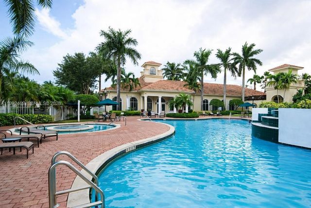 7645 NW 19th Ct 1, Pembroke Pines, FL 33024