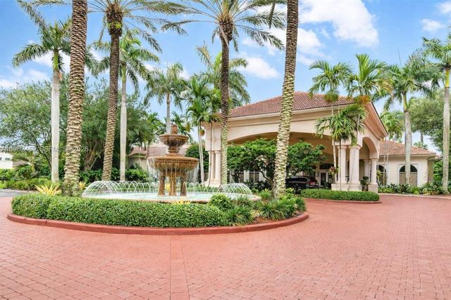 7645 NW 19th Ct 1, Pembroke Pines, FL 33024