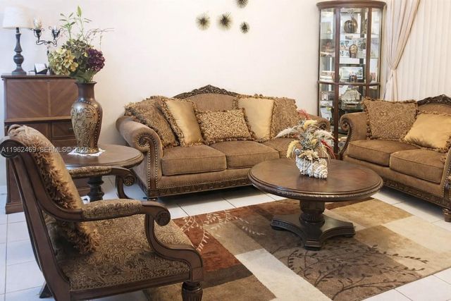 7645 NW 19th Ct 1, Pembroke Pines, FL 33024