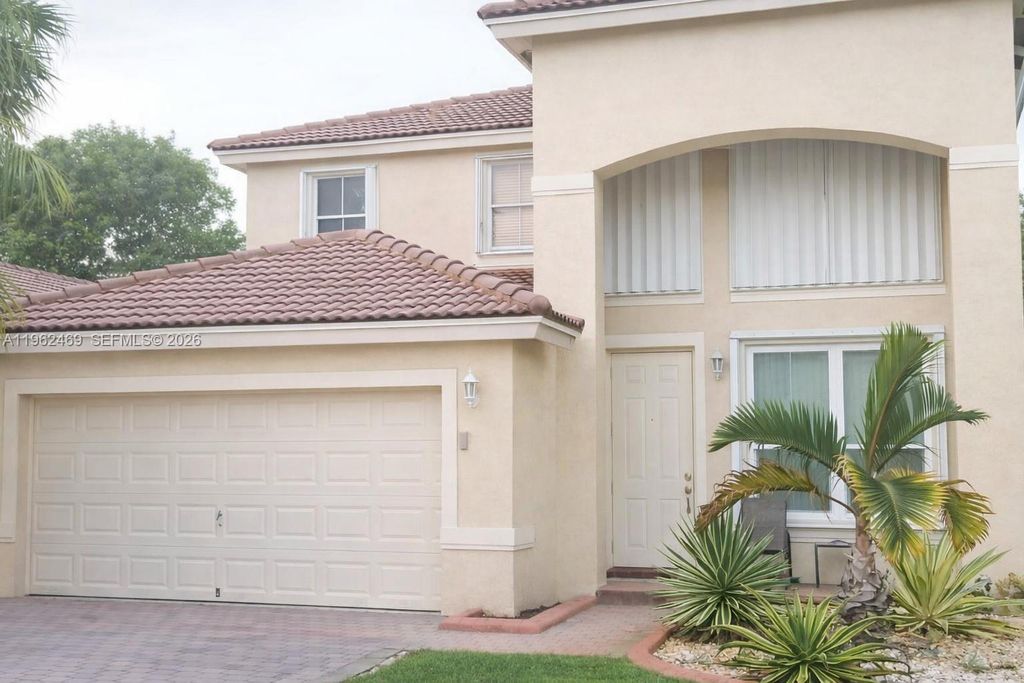 7645 NW 19th Ct 1, Pembroke Pines, FL 33024