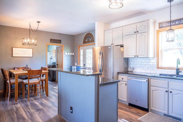 S852 Bob-O-Link Court, La Valle, WI 53941