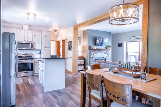 S852 Bob-O-Link Court, La Valle, WI 53941