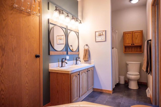 S852 Bob-O-Link Court, La Valle, WI 53941