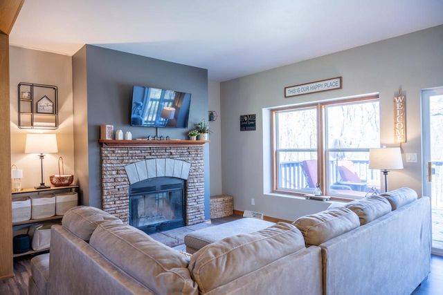 S852 Bob-O-Link Court, La Valle, WI 53941