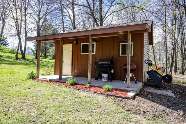 S852 Bob-O-Link Court, La Valle, WI 53941