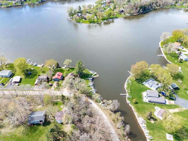 S852 Bob-O-Link Court, La Valle, WI 53941