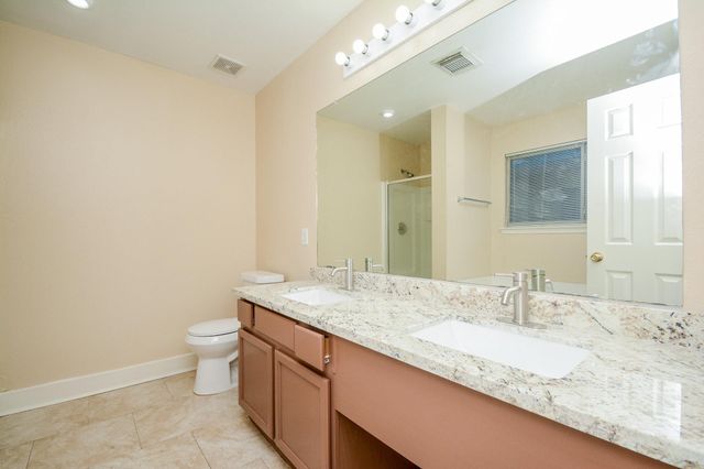 5830 Silver Oak, Missouri City, TX 77459