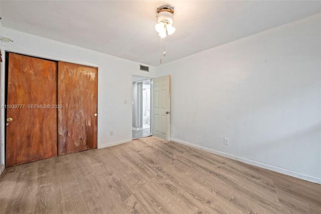 8001 NW 68th Ter, Tamarac, FL 33321