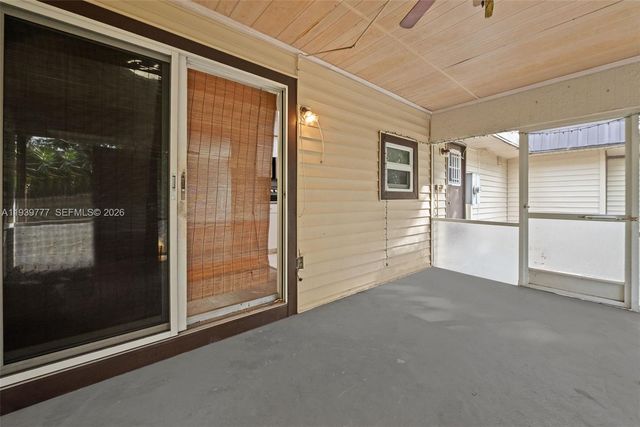 8001 NW 68th Ter, Tamarac, FL 33321