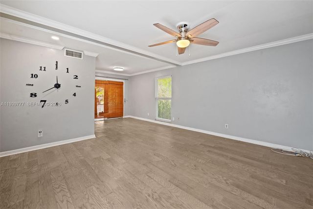 8001 NW 68th Ter, Tamarac, FL 33321