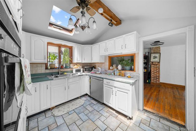 53 valentine st, Glen Cove, NY 11542