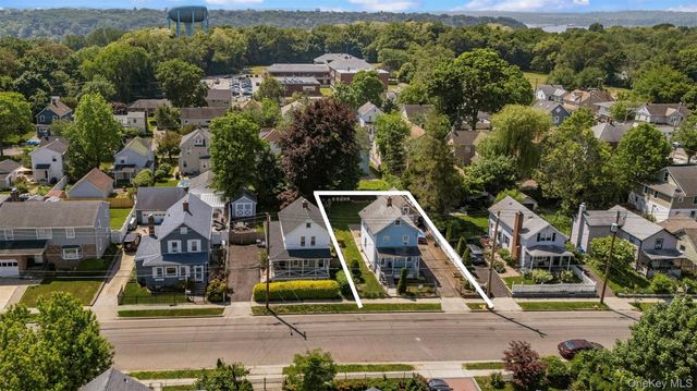 53 valentine st, Glen Cove, NY 11542