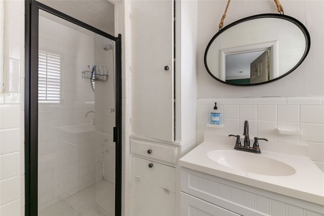 6422 Dunstan Lane, Dallas, TX 75214
