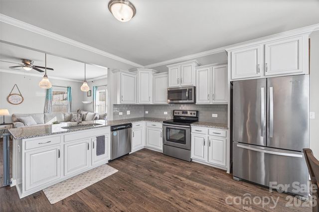 499 Dutch White Drive, Clover, SC 29710