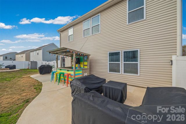 499 Dutch White Drive, Clover, SC 29710