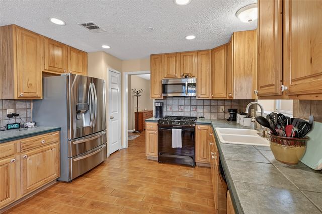 805 Fall Drive, Allen, TX 75002