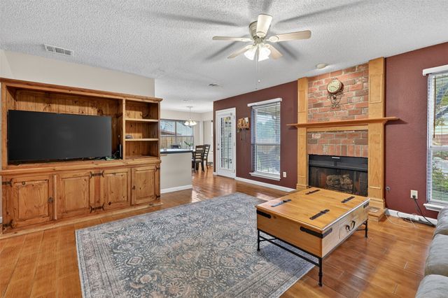 805 Fall Drive, Allen, TX 75002