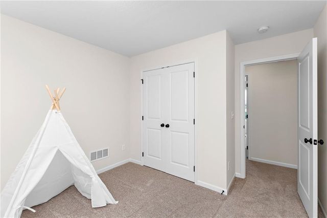 12242 S Emerald Street, Olathe, KS 66061