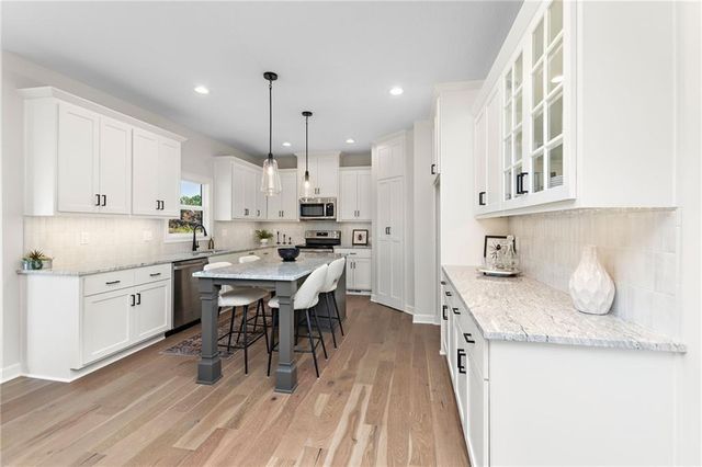 12242 S Emerald Street, Olathe, KS 66061