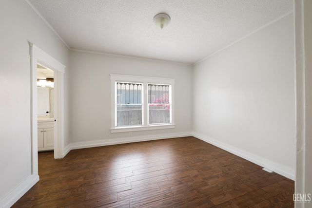 2231 Sunset Avenue, Bakersfield, CA 93304