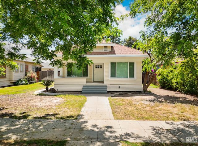 2231 Sunset Avenue, Bakersfield, CA 93304