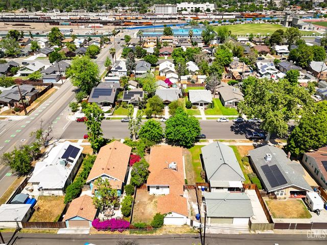 2231 Sunset Avenue, Bakersfield, CA 93304