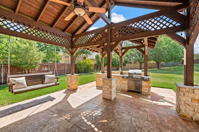 6609 Sapphire Circle S, Colleyville, TX 76034