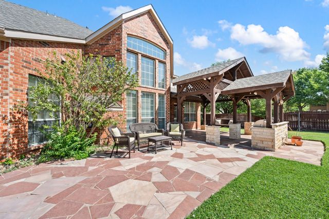 6609 Sapphire Circle S, Colleyville, TX 76034
