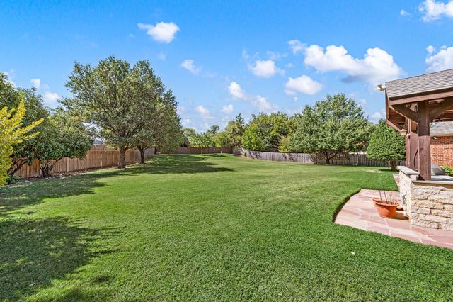 6609 Sapphire Circle S, Colleyville, TX 76034