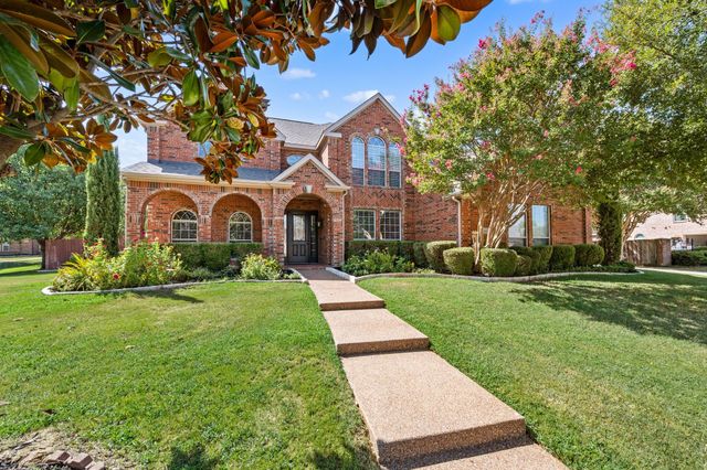 6609 Sapphire Circle S, Colleyville, TX 76034