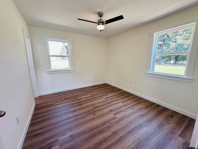 2096 CR 4817, Athens, TX 75752