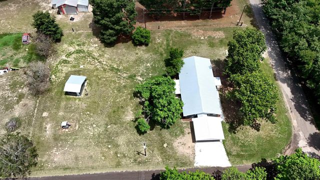 2096 CR 4817, Athens, TX 75752