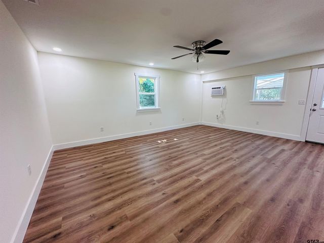 2096 CR 4817, Athens, TX 75752
