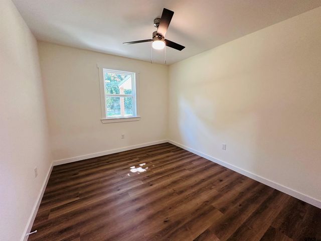 2096 CR 4817, Athens, TX 75752