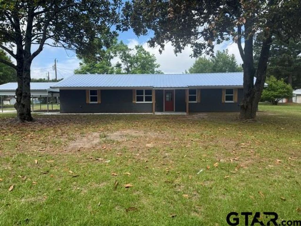 2096 CR 4817, Athens, TX 75752