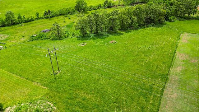 Bryant Road, Gentry, AR 72734