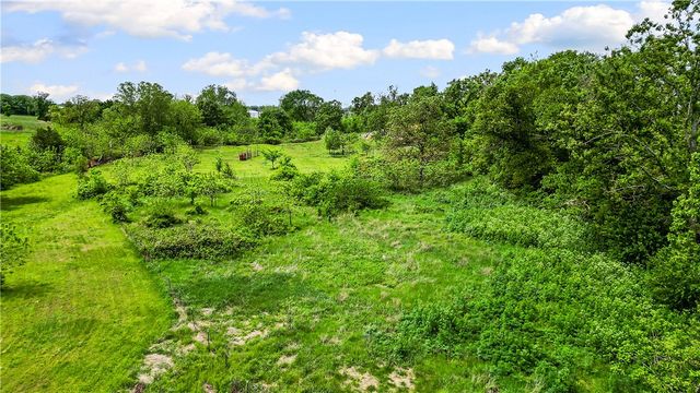 Bryant Road, Gentry, AR 72734