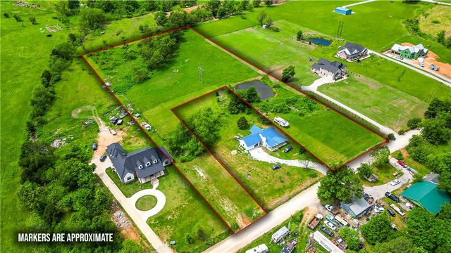 Bryant Road, Gentry, AR 72734