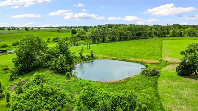 Bryant Road, Gentry, AR 72734