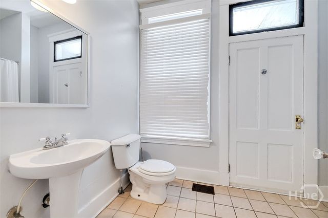 305 W Duffy Street A, Savannah, GA 31401