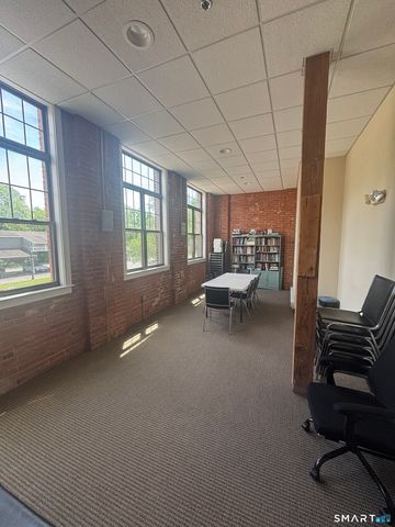 33 Mechanic Street 215, Windsor, CT 06095