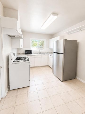 316 General Patch Street NE, Albuquerque, NM 87123