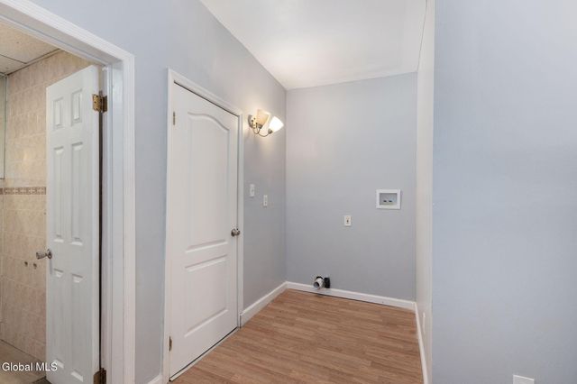 11 Jackson Place, Schenectady, NY 12308