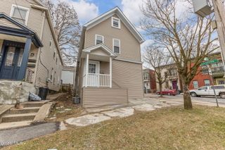 11 Jackson Place, Schenectady, NY 12308