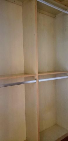 331 Lakeview Drive 206, Weston, FL 33326