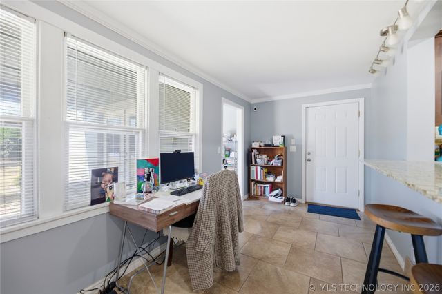 1236 S College Avenue, Tulsa, OK 74104