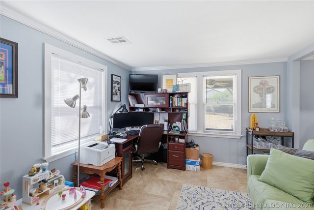 1236 S College Avenue, Tulsa, OK 74104